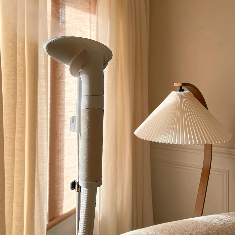 Вертикальный отпариватель EUH2020W